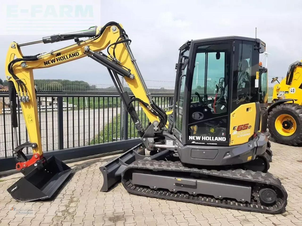New Holland e65d - Mini bager: slika 4 New Holland e65d - Mini bager: slika 4