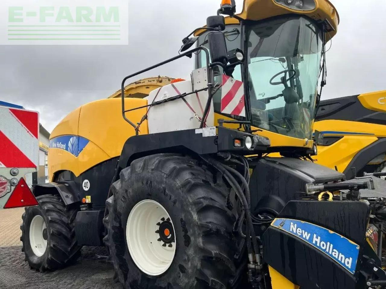 New Holland fr 9050 - Kombajn za stočnu hranu: slika 3 New Holland fr 9050 - Kombajn za stočnu hranu: slika 3