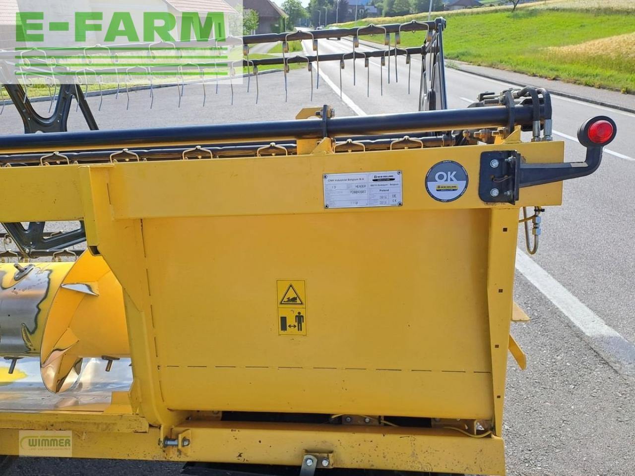 New Holland nh 400 - Prednji deo kombajna: slika 3 New Holland nh 400 - Prednji deo kombajna: slika 3