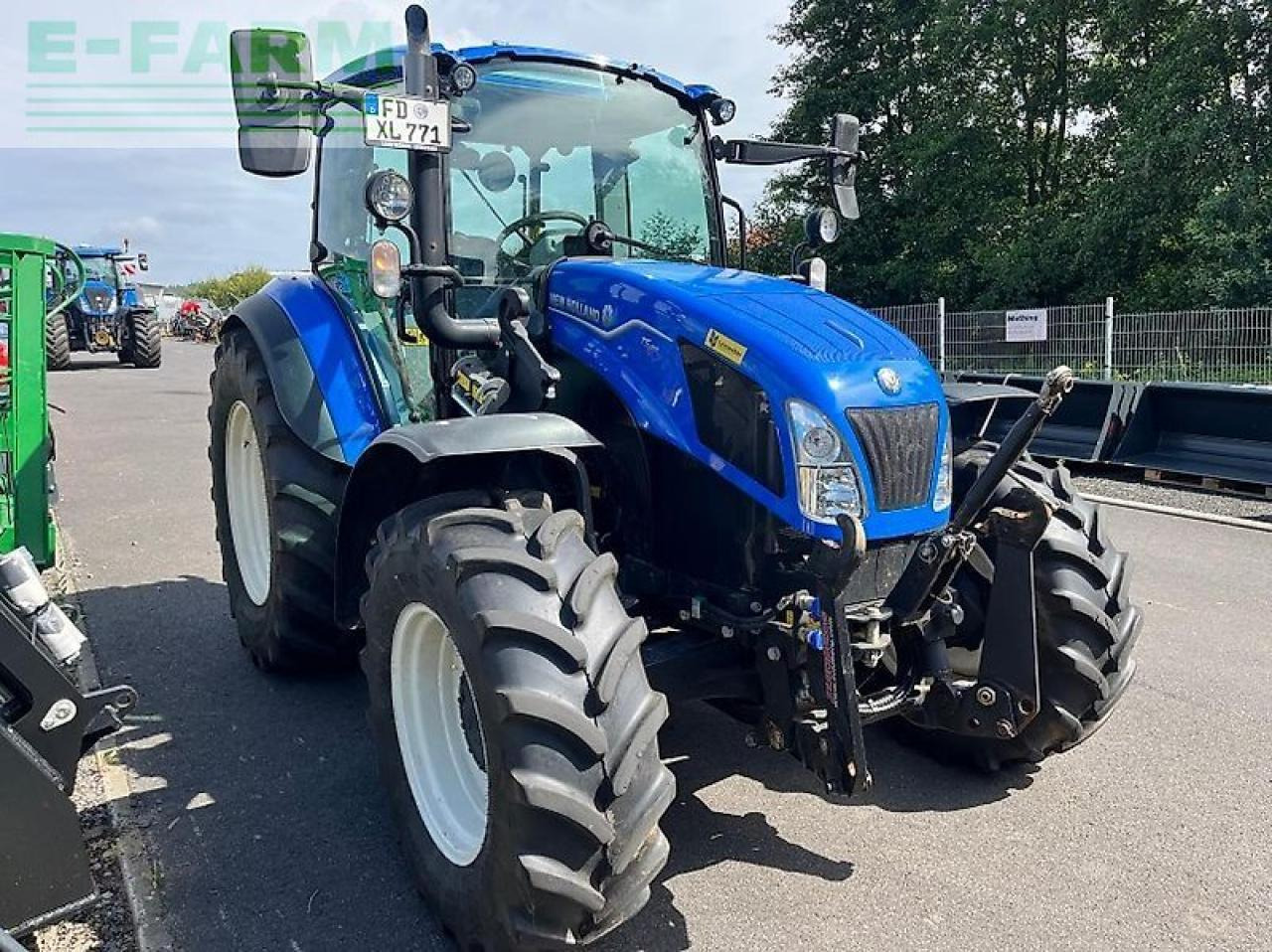 New Holland t 5.100 dc - Traktor: slika 2 New Holland t 5.100 dc - Traktor: slika 2