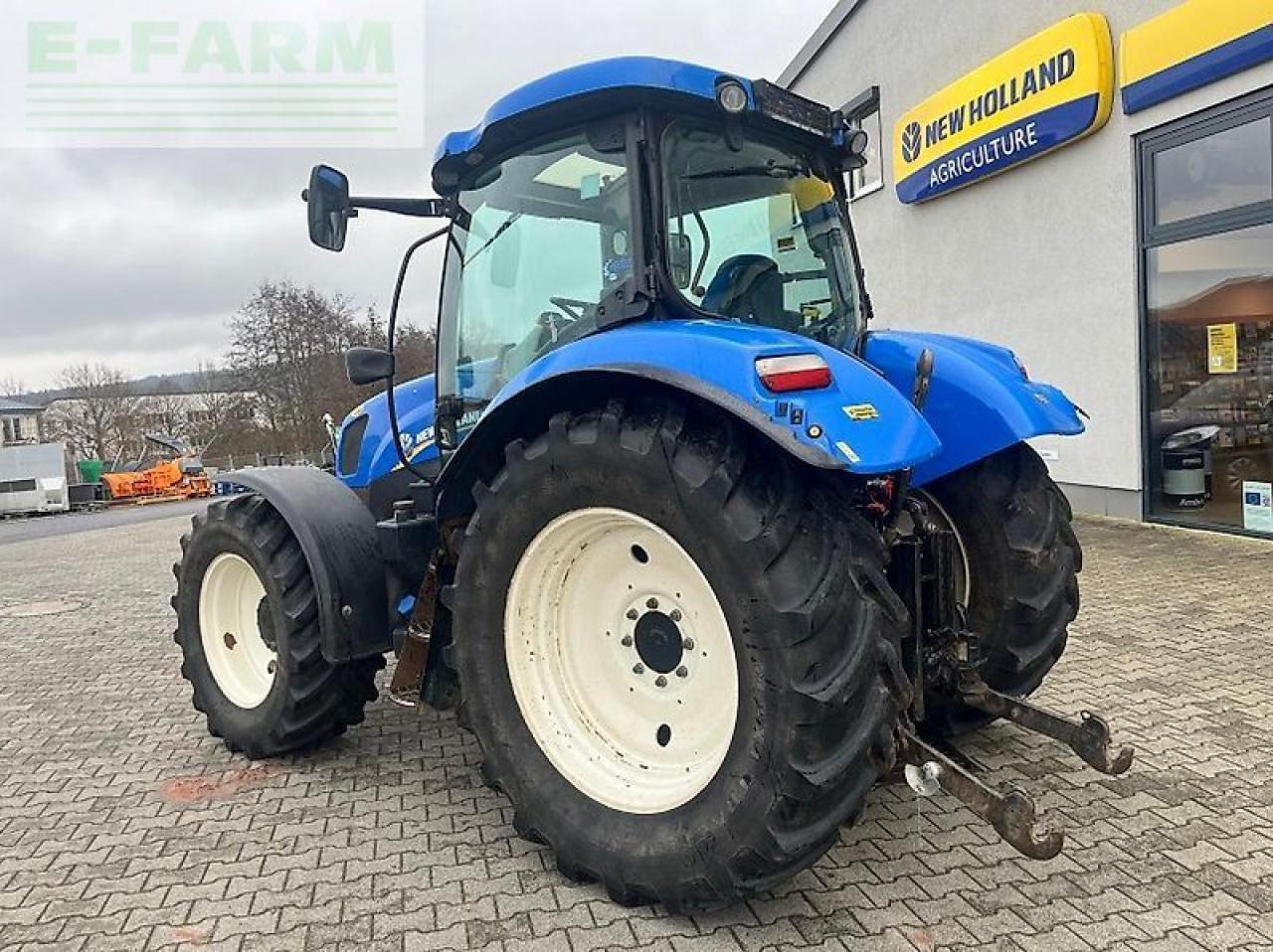 New Holland t 6.140 ec - Traktor: slika 3 New Holland t 6.140 ec - Traktor: slika 3
