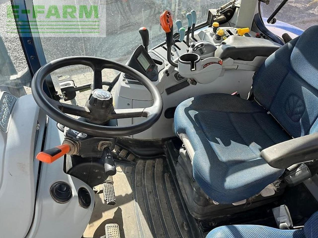 New Holland t 6.180 ec - Traktor: slika 5 New Holland t 6.180 ec - Traktor: slika 5