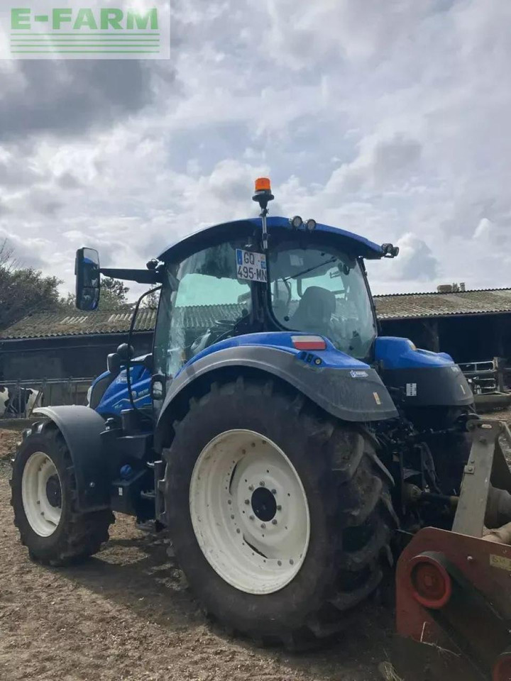 New Holland t5.120 dynamic command - Traktor: slika 2 New Holland t5.120 dynamic command - Traktor: slika 2