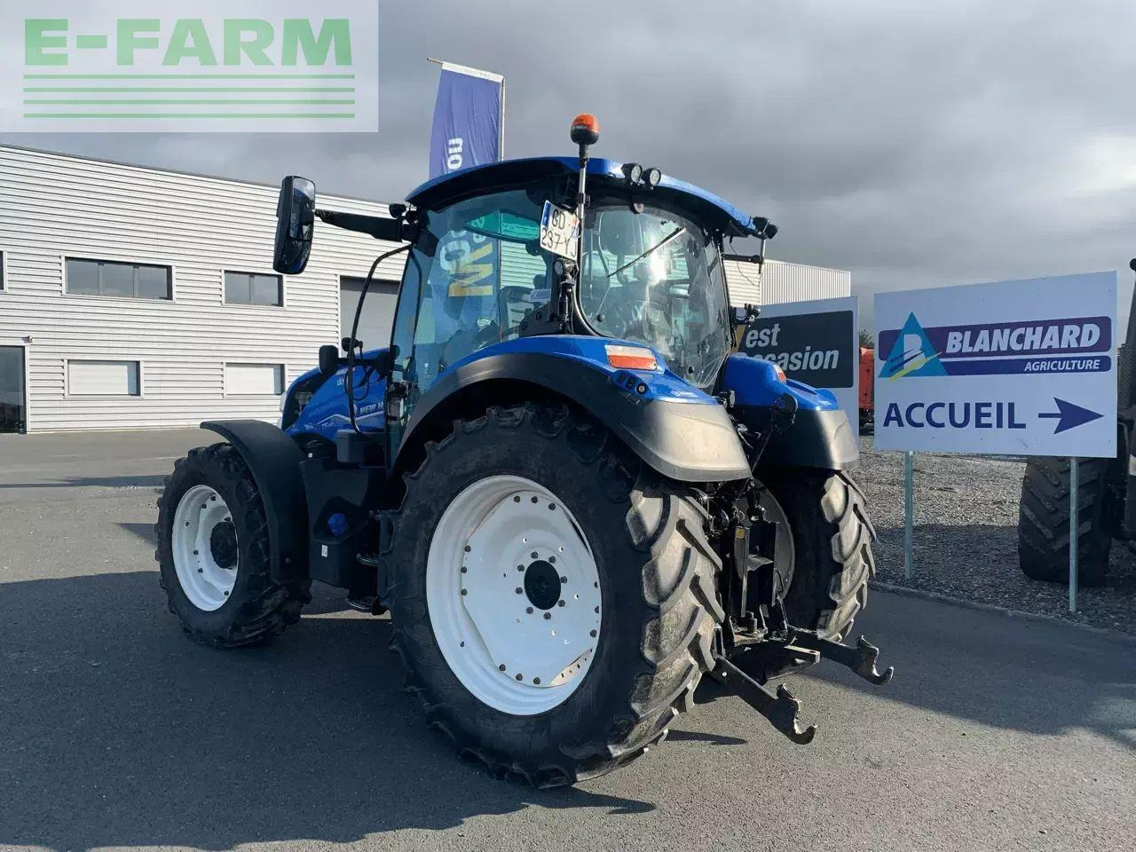 New Holland t5.120 dynamic command - Traktor: slika 3 New Holland t5.120 dynamic command - Traktor: slika 3
