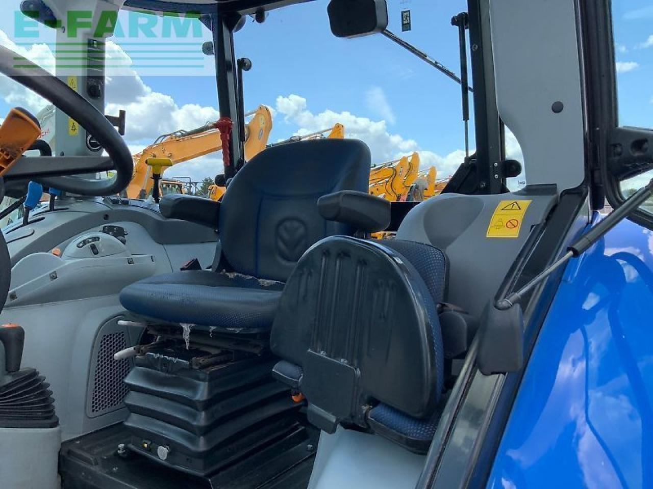 Traktor New Holland t5.95 tractor (st23758): slika 14