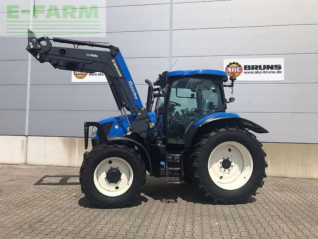 New Holland t6.140 electrocommand - Traktor: slika 2 New Holland t6.140 electrocommand - Traktor: slika 2