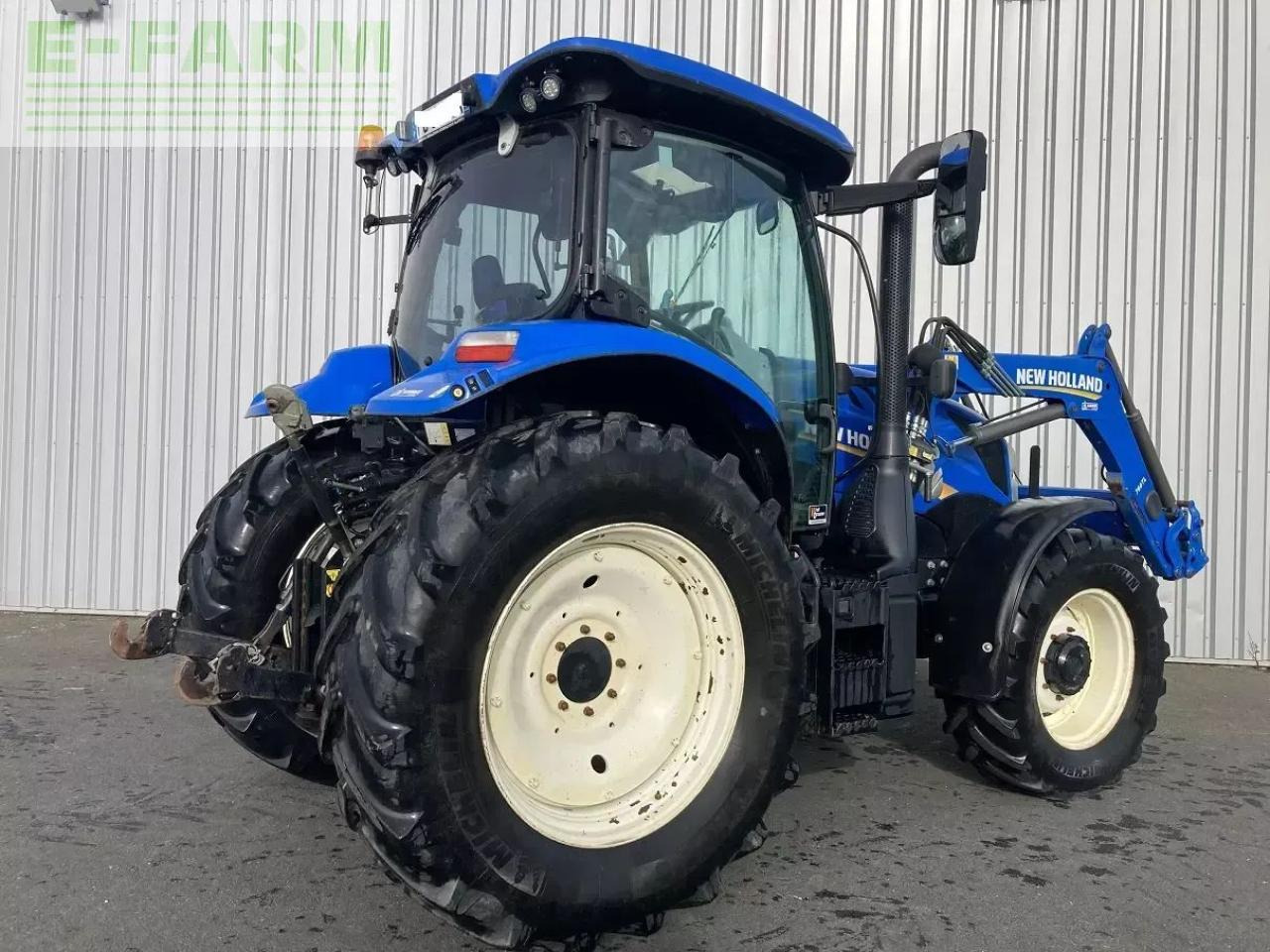 New Holland t6.145 electrocommand t4b - Traktor: slika 4 New Holland t6.145 electrocommand t4b - Traktor: slika 4