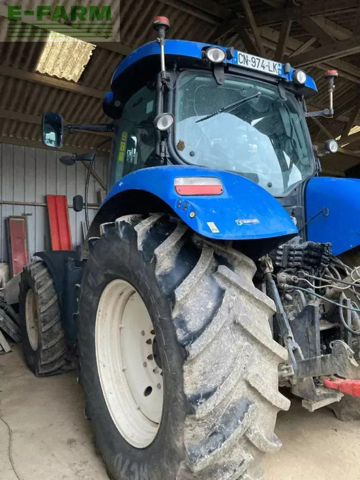New Holland t7.200 auto command - Traktor: slika 2 New Holland t7.200 auto command - Traktor: slika 2