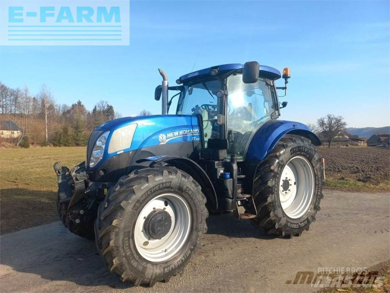 New Holland t7.210 auto command - Traktor: slika 1 New Holland t7.210 auto command - Traktor: slika 1