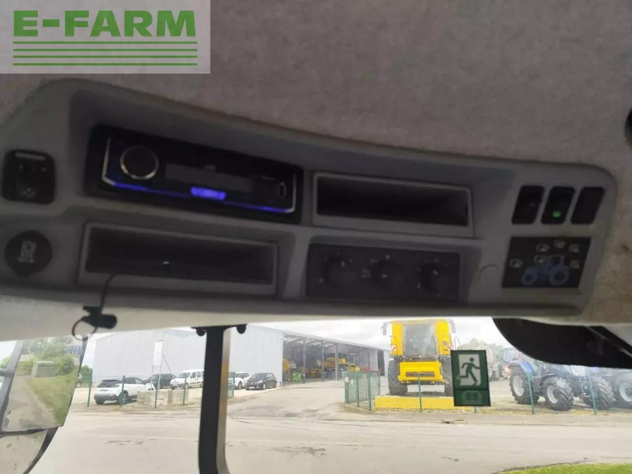 Traktor New Holland t7 245 ac: slika 10