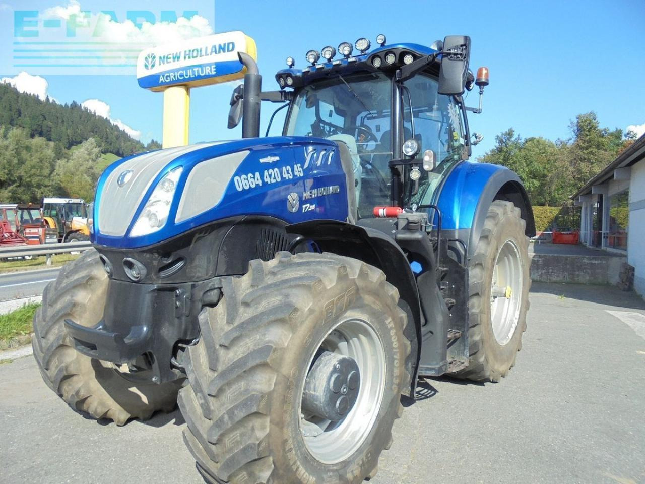 New Holland t7.315 - Traktor: slika 1 New Holland t7.315 - Traktor: slika 1