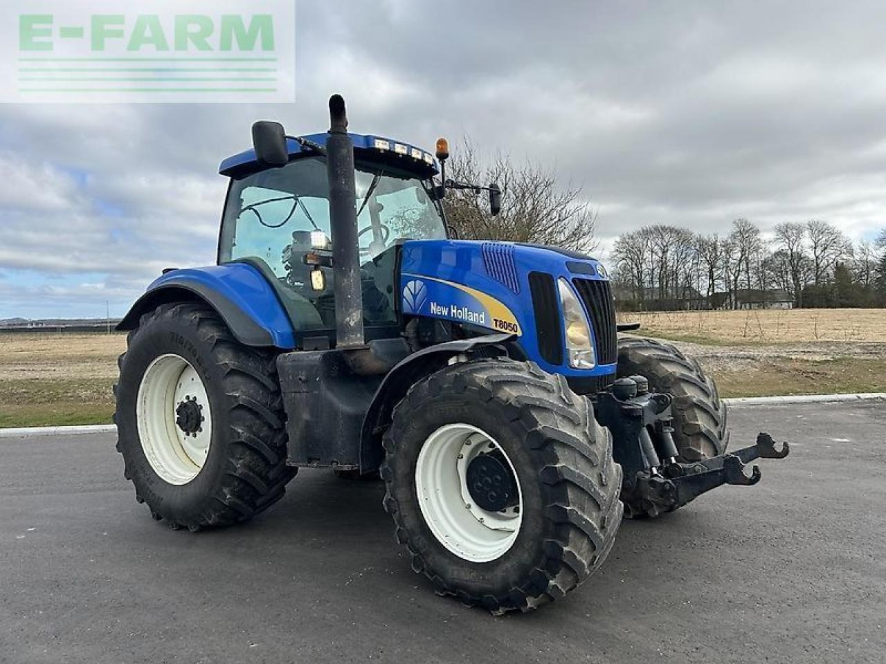 New Holland t8050 - Traktor: slika 2 New Holland t8050 - Traktor: slika 2