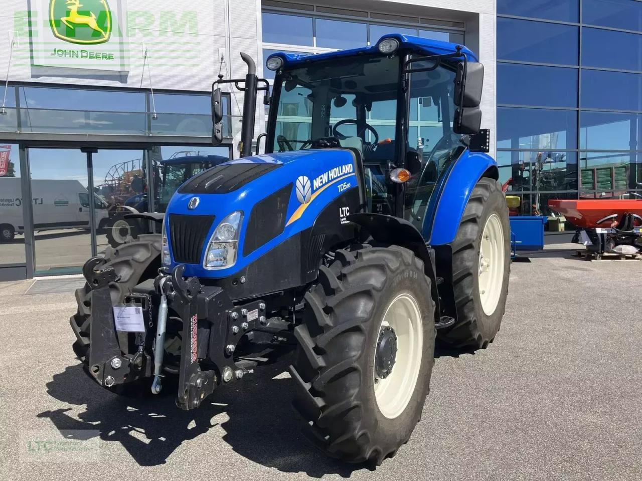 New Holland td5.85 - Traktor: slika 1 New Holland td5.85 - Traktor: slika 1
