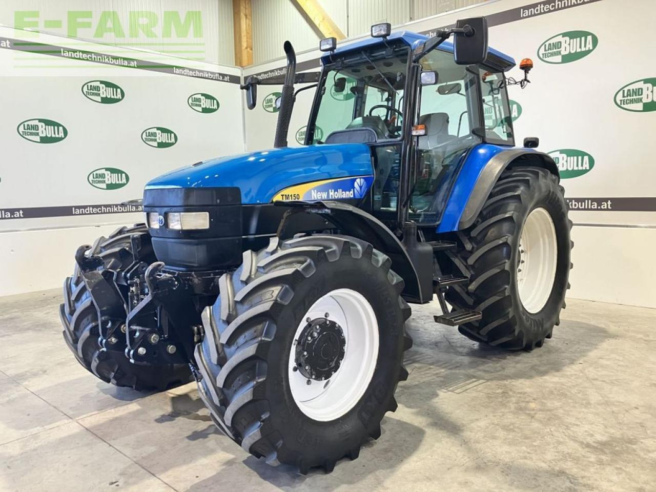 New Holland tm 150 - Traktor: slika 1 New Holland tm 150 - Traktor: slika 1