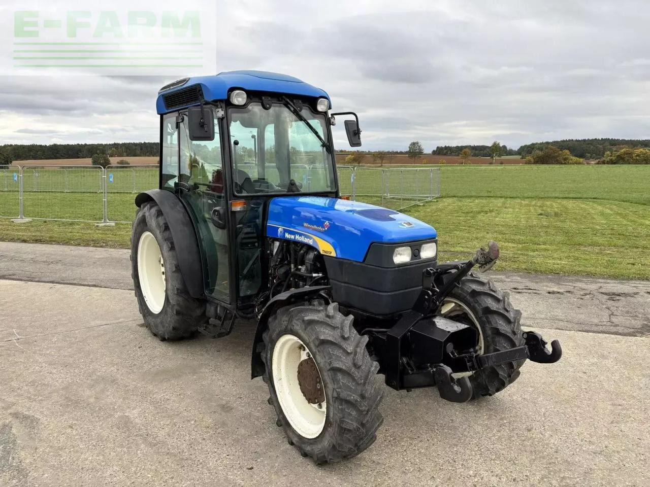 New Holland tn 85 fa dt supersteer - Traktor: slika 4 New Holland tn 85 fa dt supersteer - Traktor: slika 4
