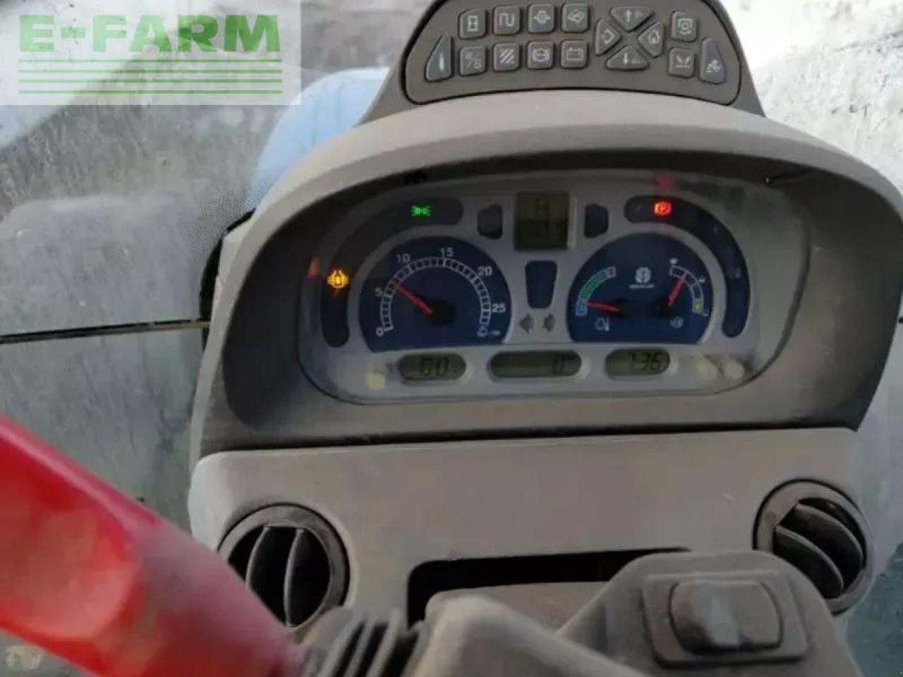 New Holland tsa 125 - Traktor: slika 3 New Holland tsa 125 - Traktor: slika 3