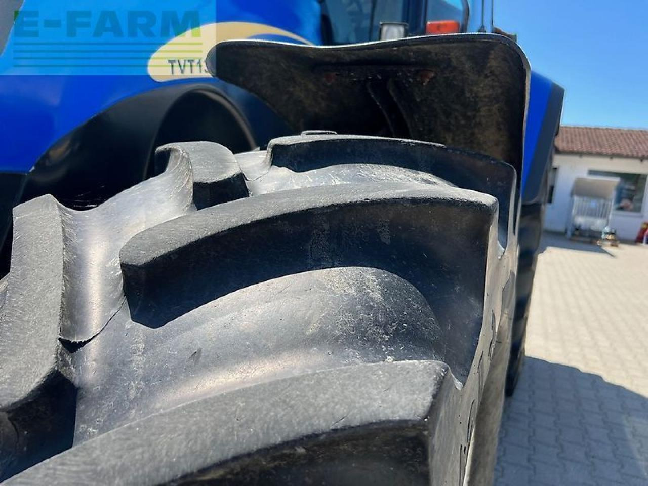 New Holland tvt 135 - Traktor: slika 2 New Holland tvt 135 - Traktor: slika 2
