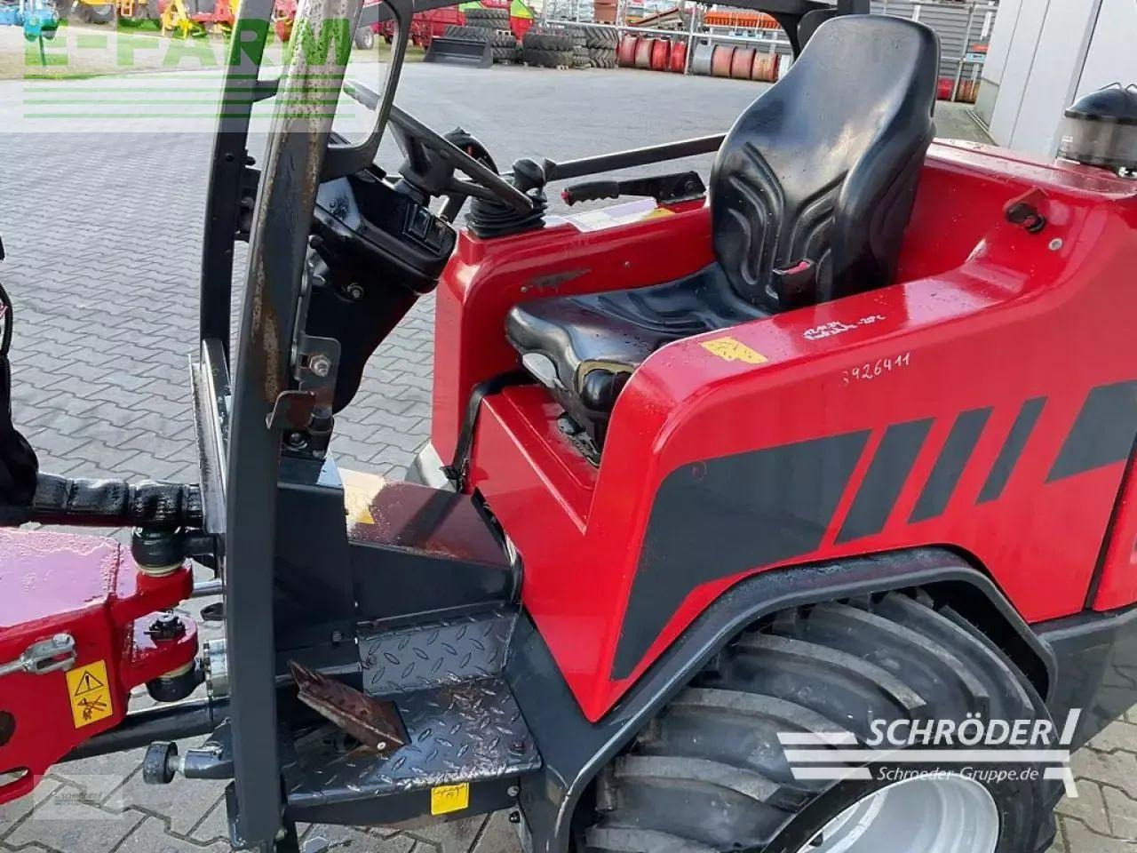 Utovarivač točkaš Schäffer 2336 slt: slika 10 Utovarivač točkaš Schäffer 2336 slt: slika 10