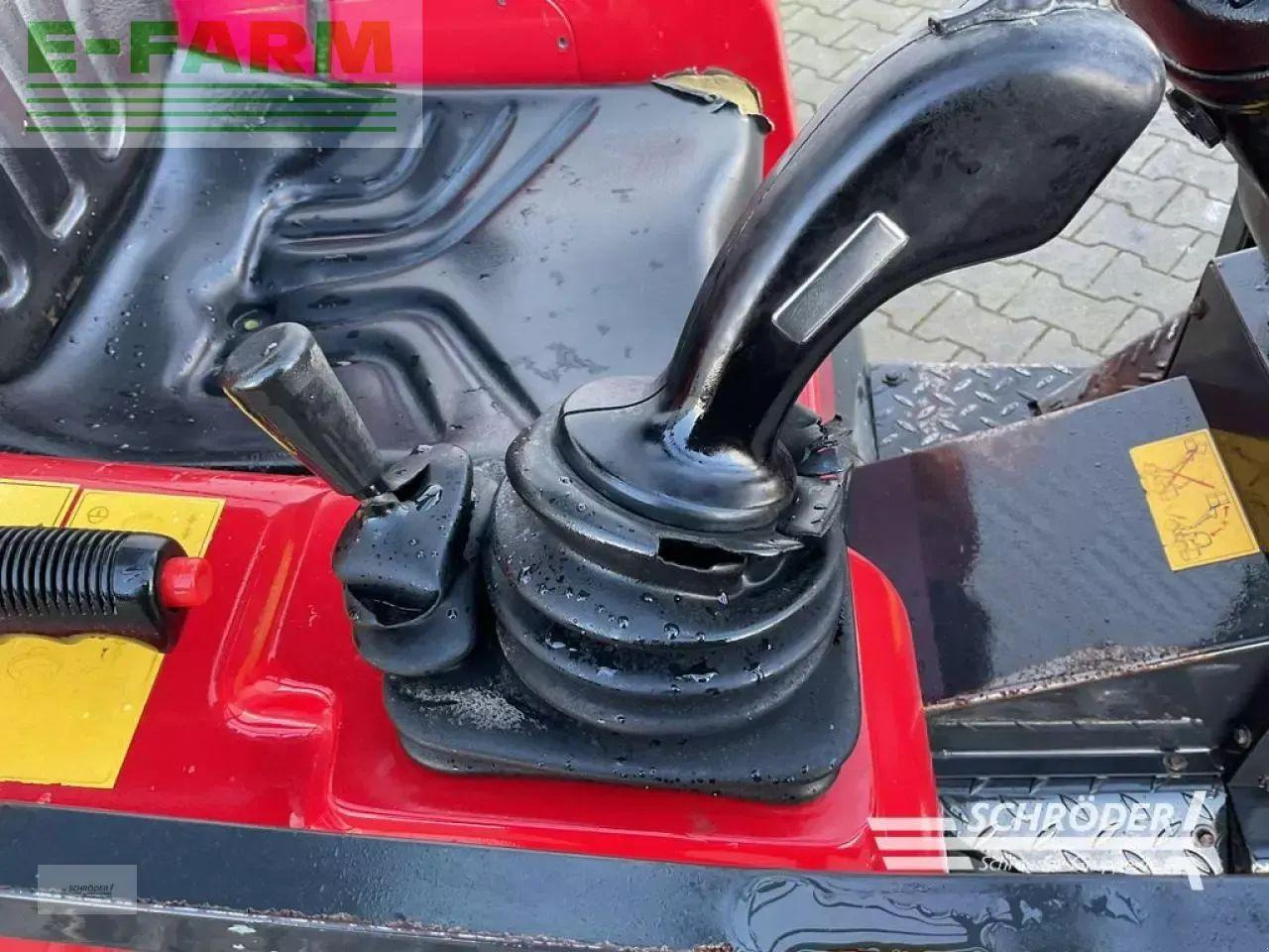 Utovarivač točkaš Schäffer 2336 slt: slika 21 Utovarivač točkaš Schäffer 2336 slt: slika 21