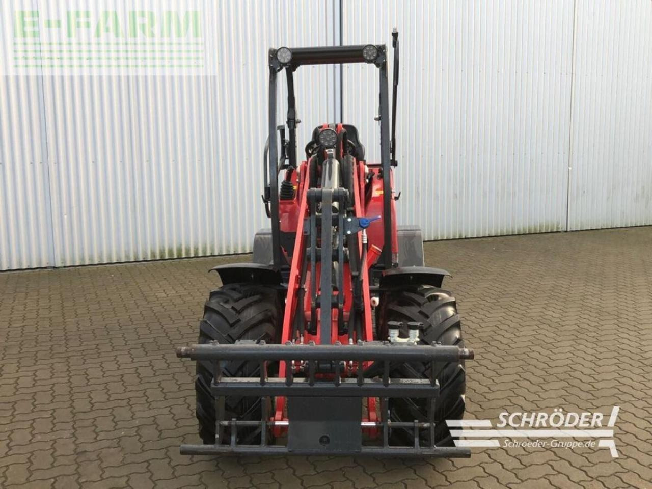 Schäffer 3650 - Mini bager: slika 2 Schäffer 3650 - Mini bager: slika 2