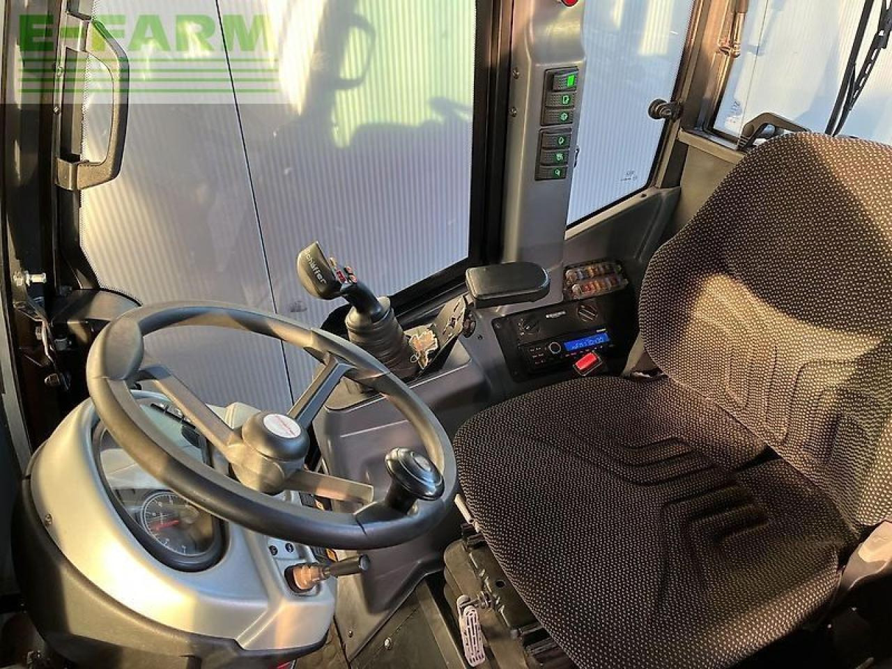 Utovarivač točkaš Schäffer 5680 t: slika 10 Utovarivač točkaš Schäffer 5680 t: slika 10