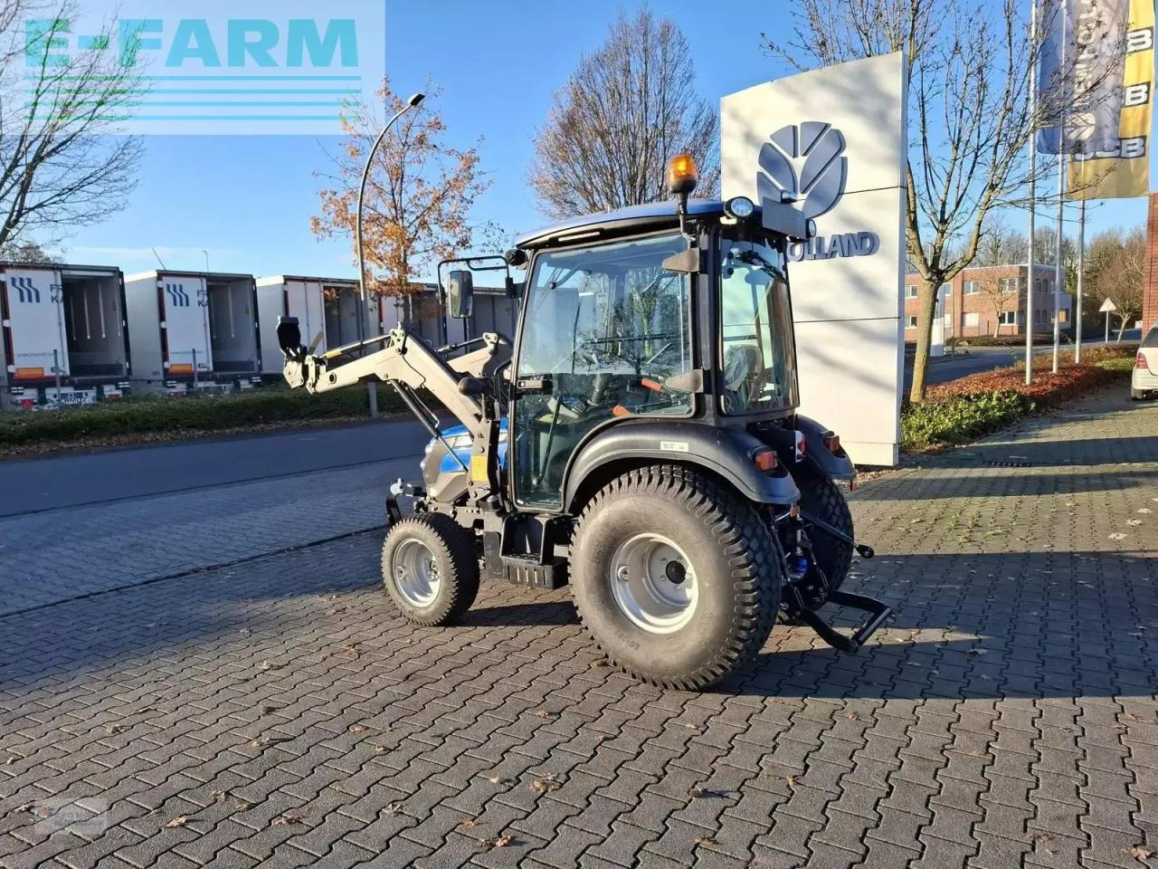 Traktor Solis 26 hst mit fahrerkabine und frontlader: slika 7 Traktor Solis 26 hst mit fahrerkabine und frontlader: slika 7