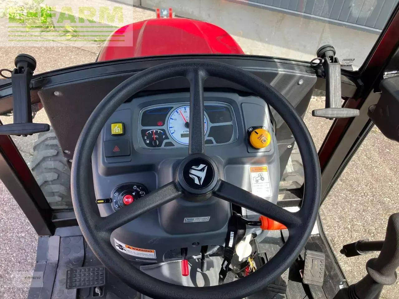 Tym ts 255 nh kabine - Traktor: slika 5 Tym ts 255 nh kabine - Traktor: slika 5