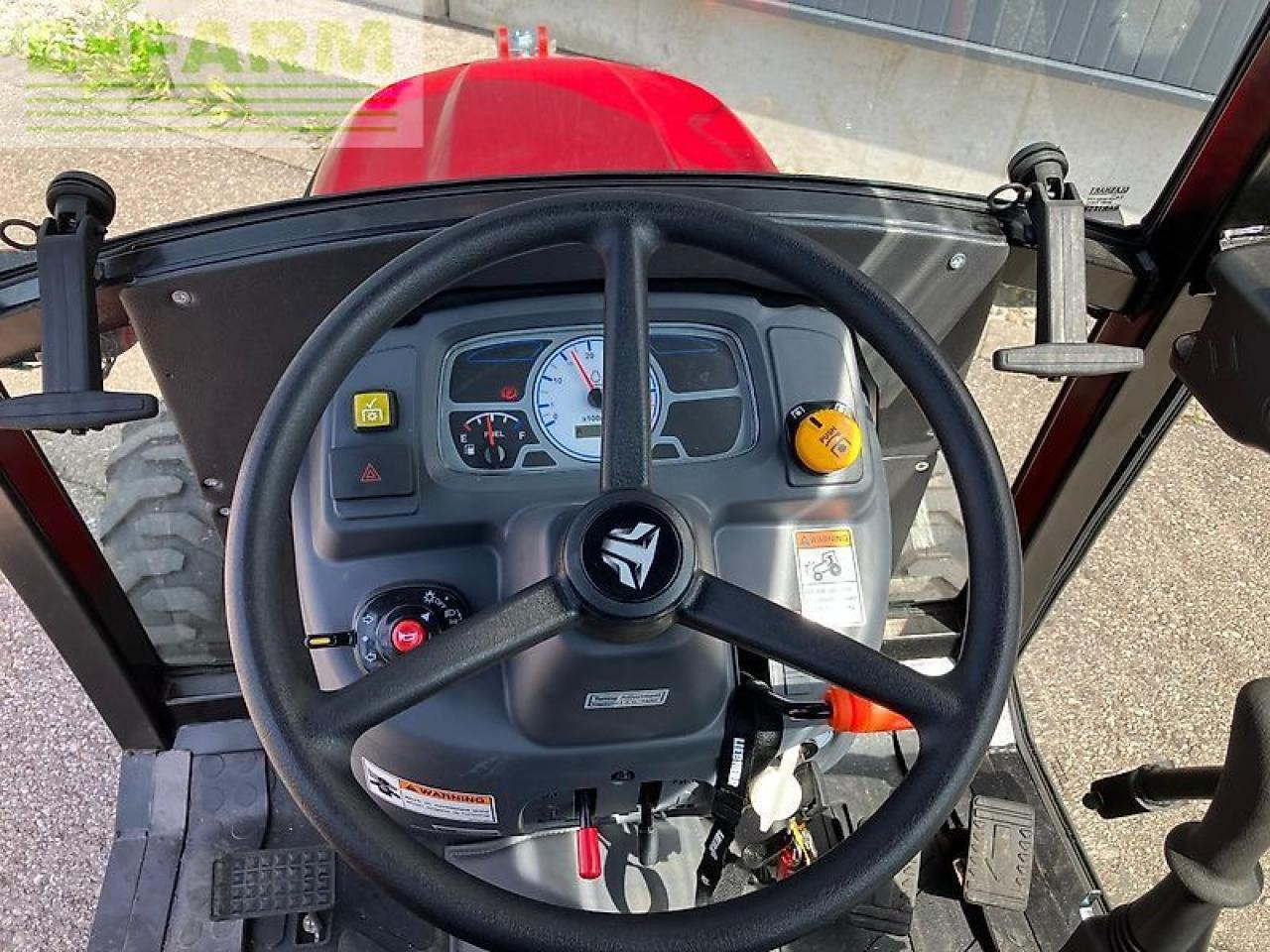 Tym ts 255 nh kabine - Traktor: slika 5 Tym ts 255 nh kabine - Traktor: slika 5