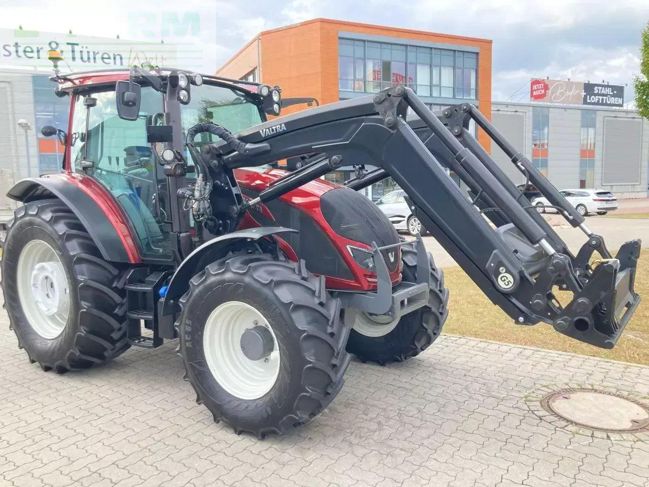 Valtra a114 unlimited - Traktor: slika 3 Valtra a114 unlimited - Traktor: slika 3