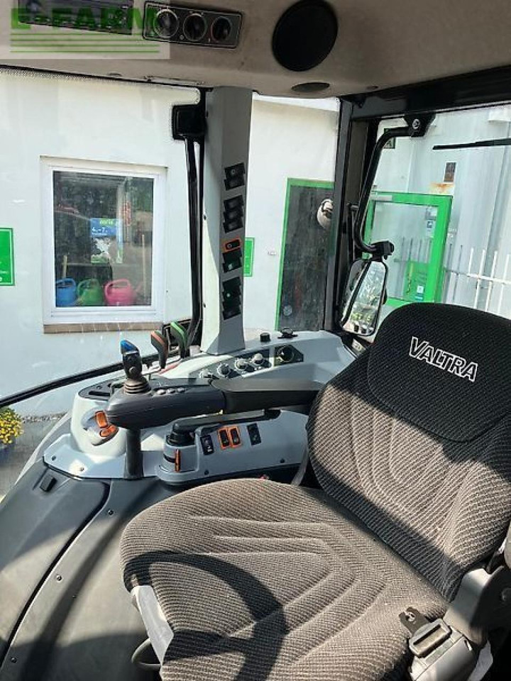 Valtra a114mh4 - Traktor: slika 5 Valtra a114mh4 - Traktor: slika 5