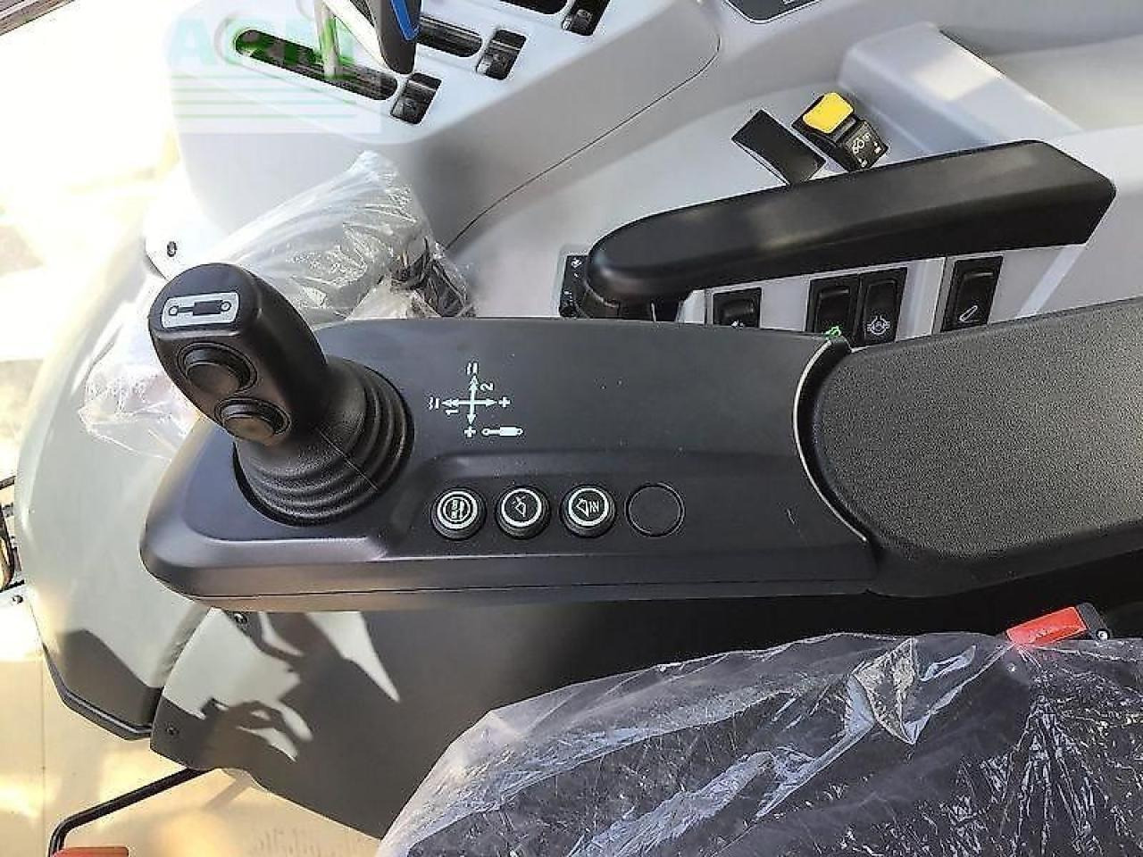 Traktor Valtra a115 mh4: slika 10 Traktor Valtra a115 mh4: slika 10