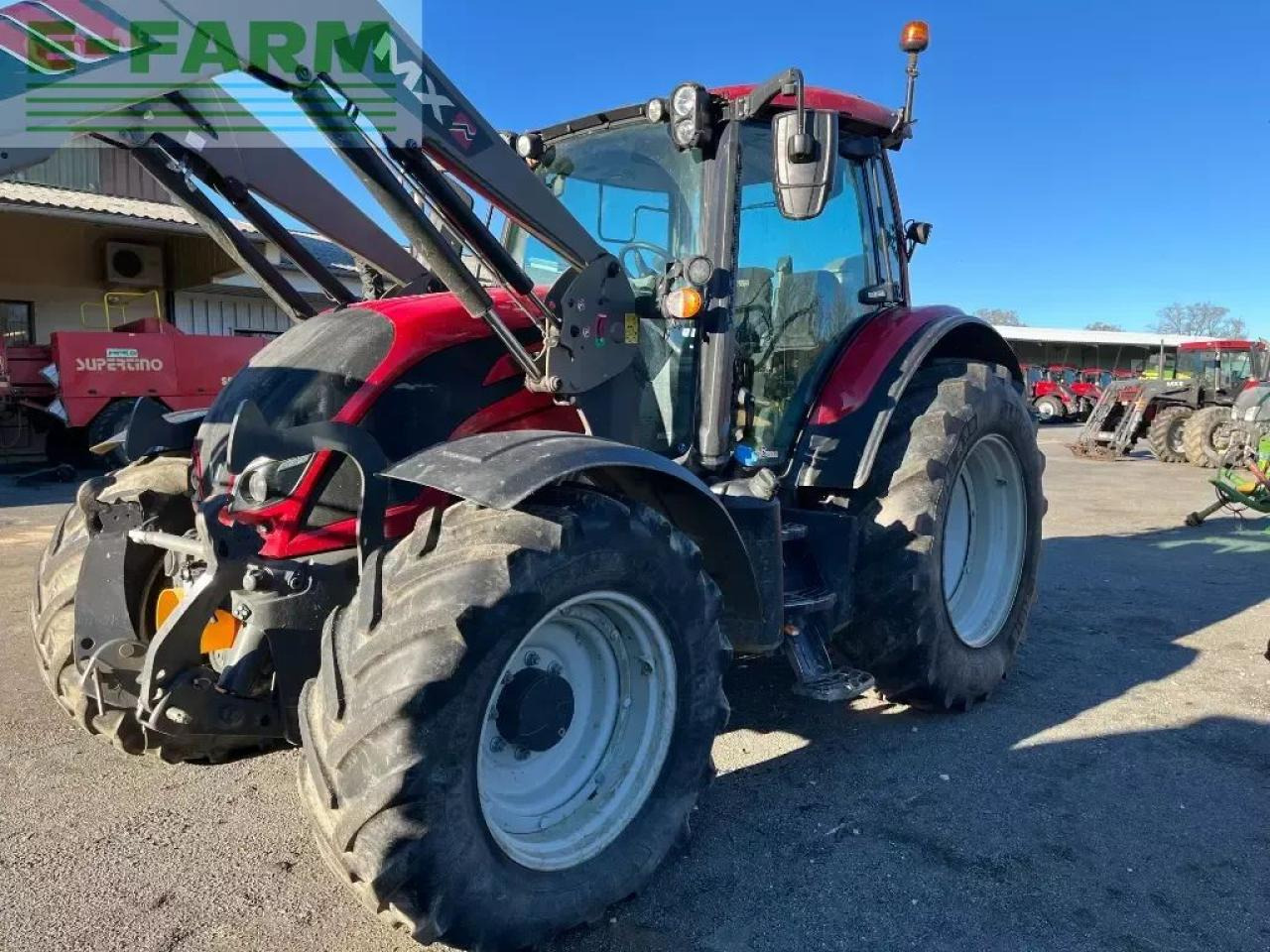 Valtra n 134 d smarttouch - Traktor: slika 1 Valtra n 134 d smarttouch - Traktor: slika 1