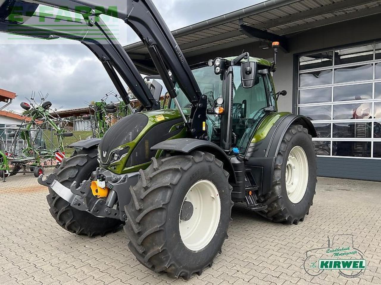 Valtra n 155 active Active - Traktor: slika 4 Valtra n 155 active Active - Traktor: slika 4
