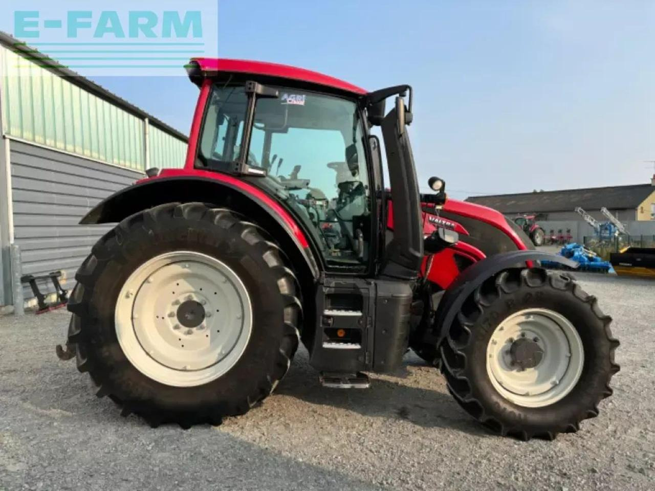 Valtra n135h - Traktor: slika 2 Valtra n135h - Traktor: slika 2