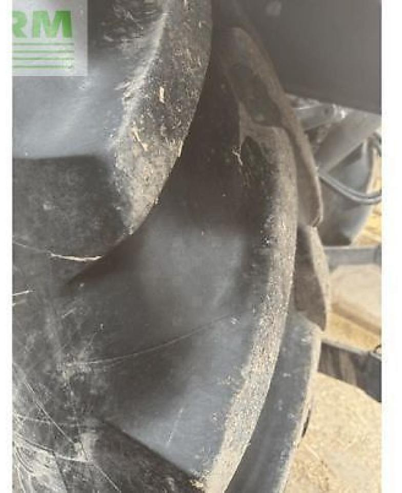 Traktor Valtra n154 versu: slika 8 Traktor Valtra n154 versu: slika 8