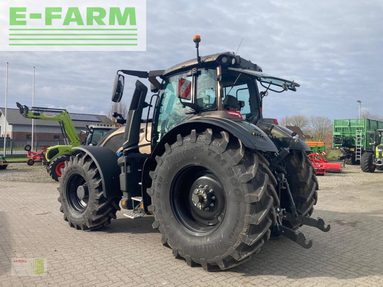Valtra q245 - Traktor: slika 2 Valtra q245 - Traktor: slika 2