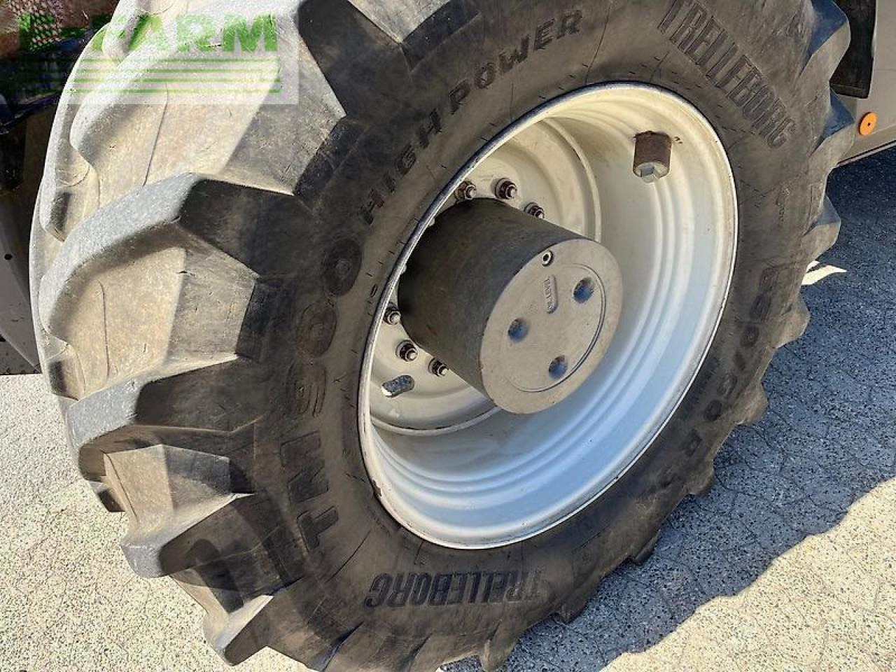 Valtra s394 - Traktor: slika 4 Valtra s394 - Traktor: slika 4