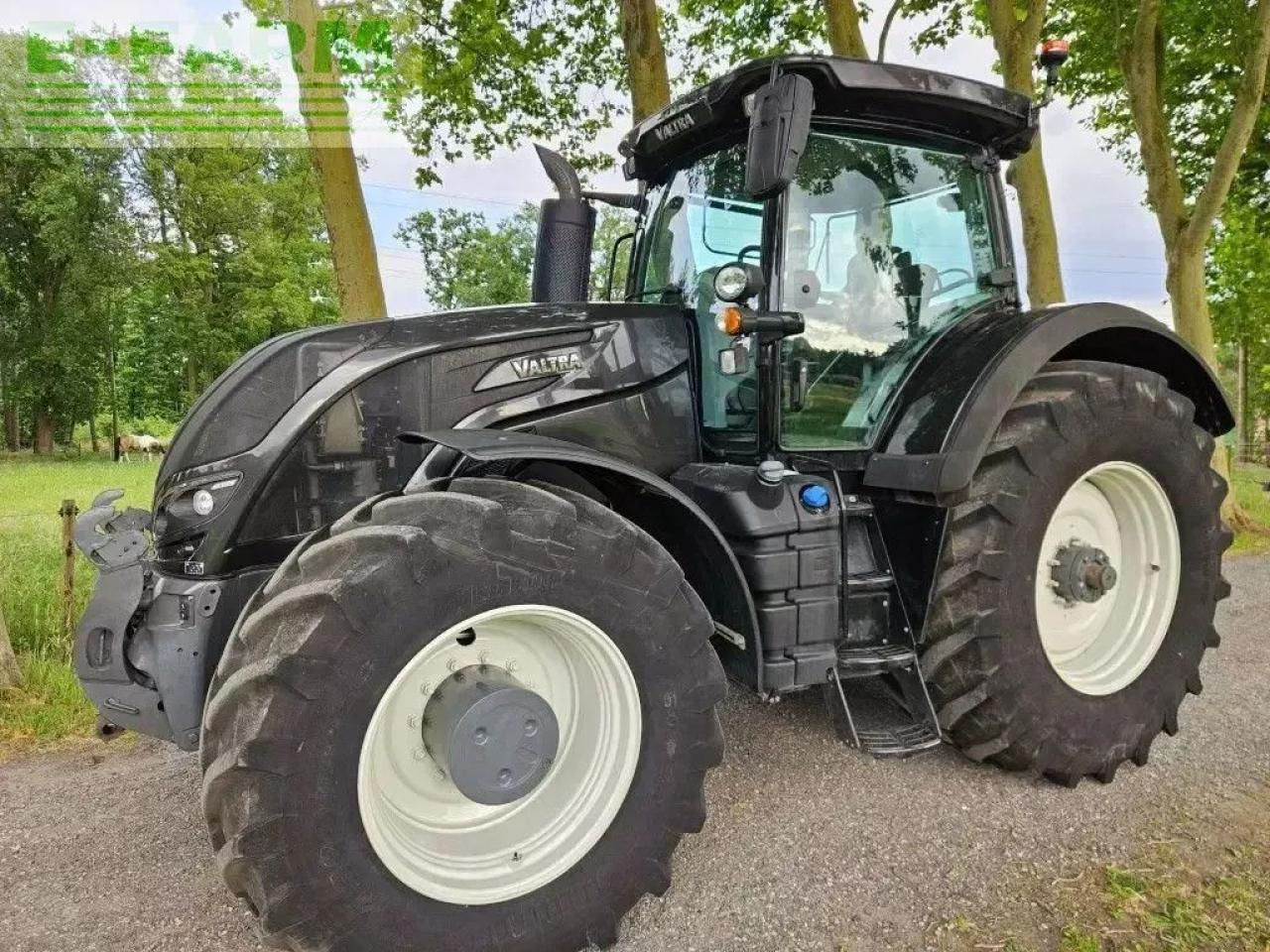 Valtra s394 smarttouch twintrac s274 s294 s324 s354 s374 fendt agco - Traktor: slika 2 Valtra s394 smarttouch twintrac s274 s294 s324 s354 s374 fendt agco - Traktor: slika 2