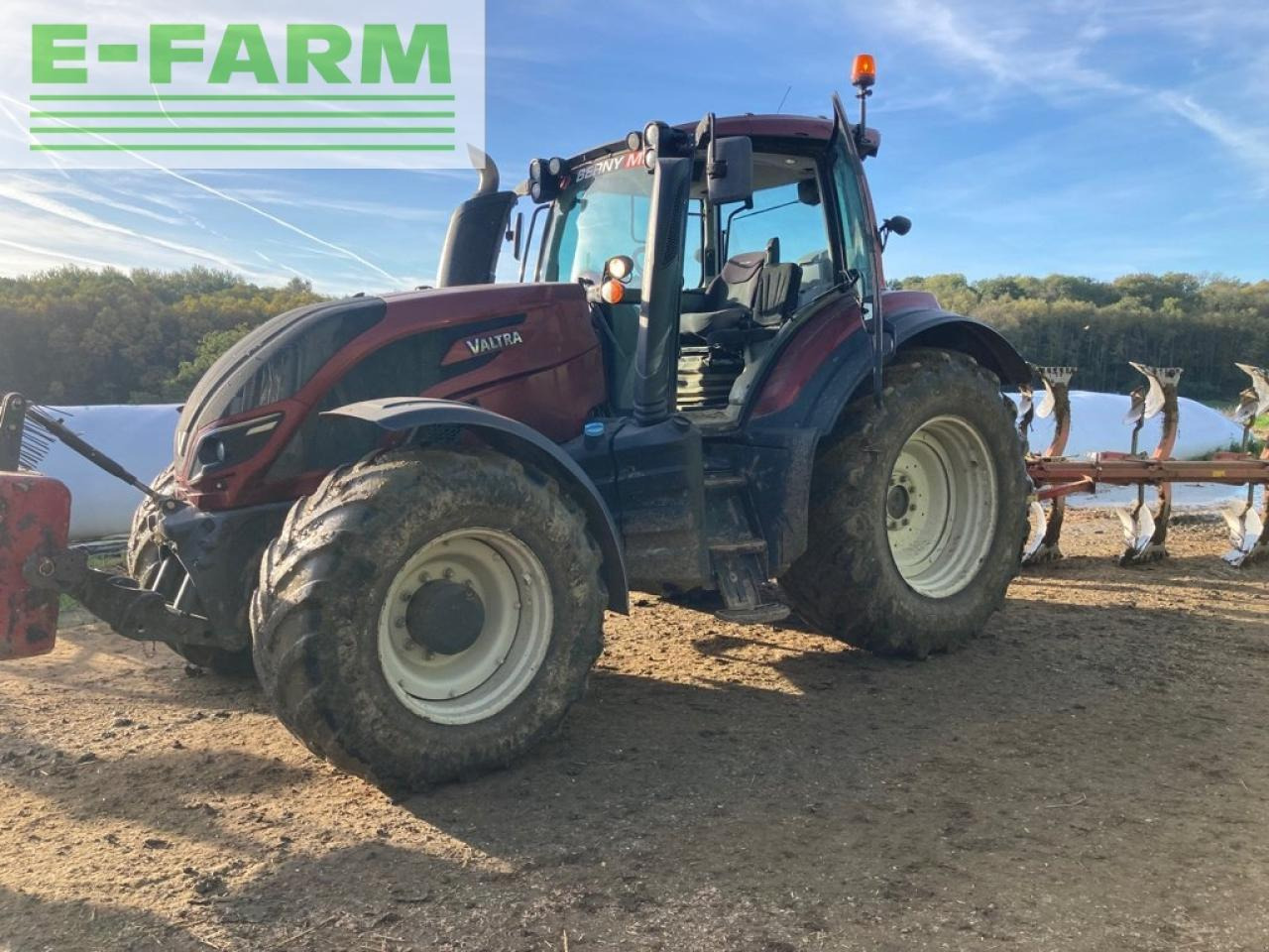 Valtra t 154 hi - Traktor: slika 1 Valtra t 154 hi - Traktor: slika 1