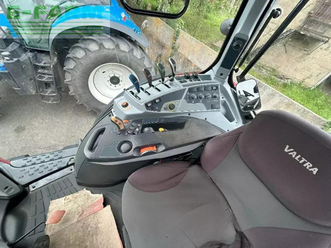 Valtra t 154 hi - Traktor: slika 4 Valtra t 154 hi - Traktor: slika 4