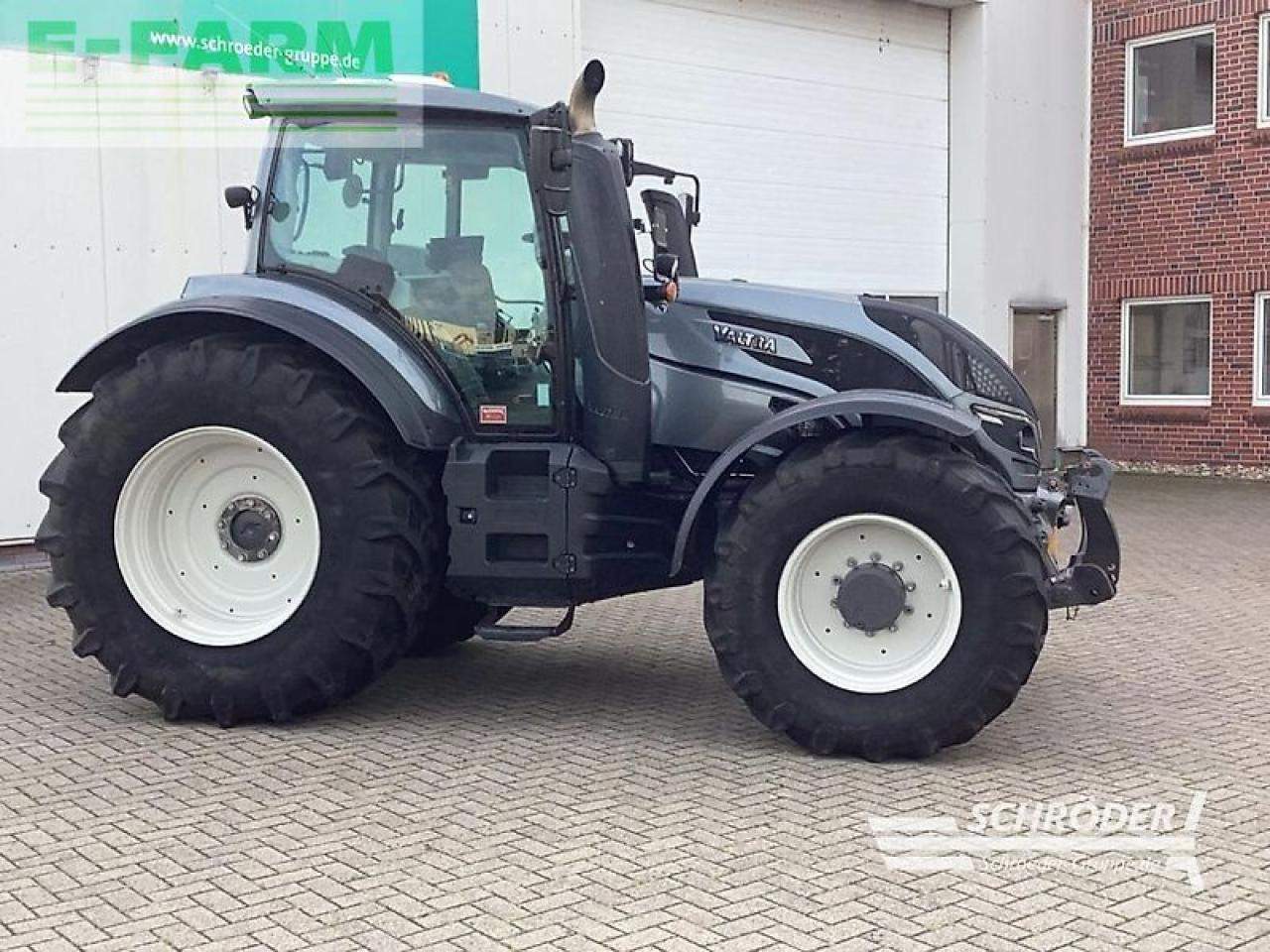 Valtra t 214 d smarttouch - Traktor: slika 2 Valtra t 214 d smarttouch - Traktor: slika 2