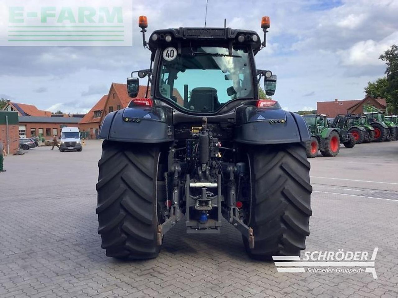 Valtra t 214 d smarttouch | rtk | unlimited - Traktor: slika 3 Valtra t 214 d smarttouch | rtk | unlimited - Traktor: slika 3