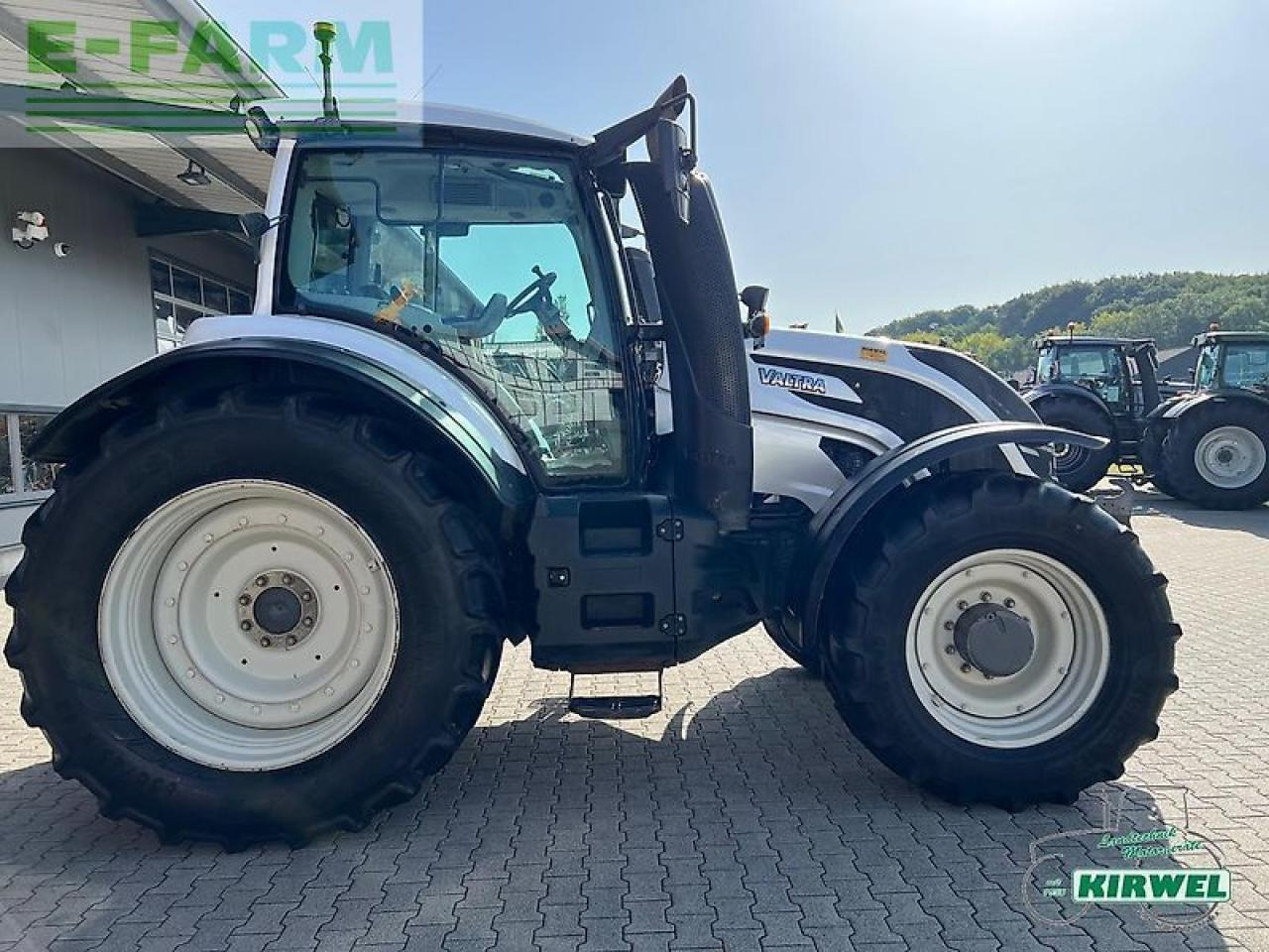 Valtra t 214 direct Direct - Traktor: slika 4 Valtra t 214 direct Direct - Traktor: slika 4