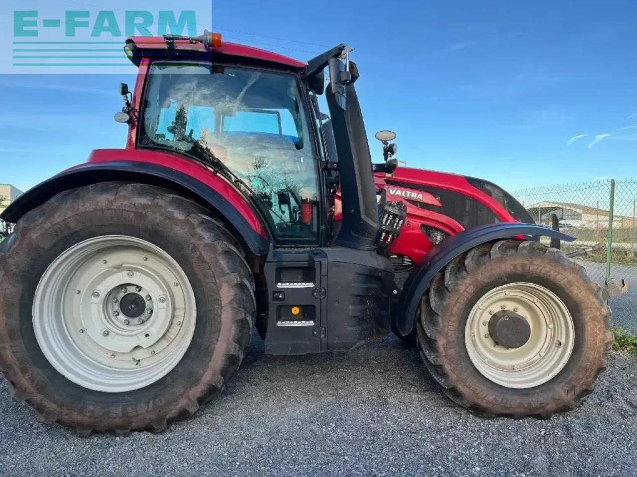 Valtra t 214 direct smarttouch Direct - Traktor: slika 5 Valtra t 214 direct smarttouch Direct - Traktor: slika 5