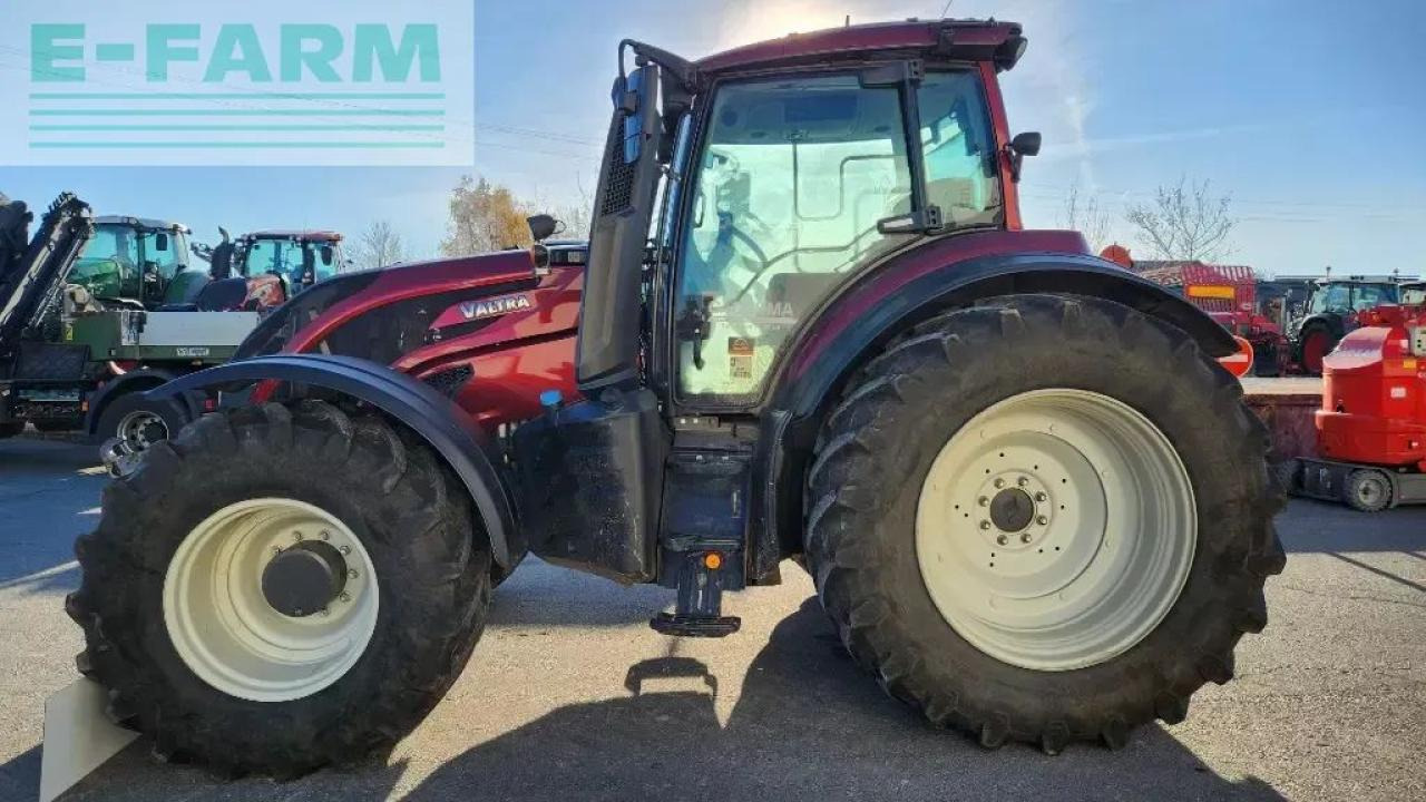 Valtra t 214 direct smarttouch Direct - Traktor: slika 3 Valtra t 214 direct smarttouch Direct - Traktor: slika 3
