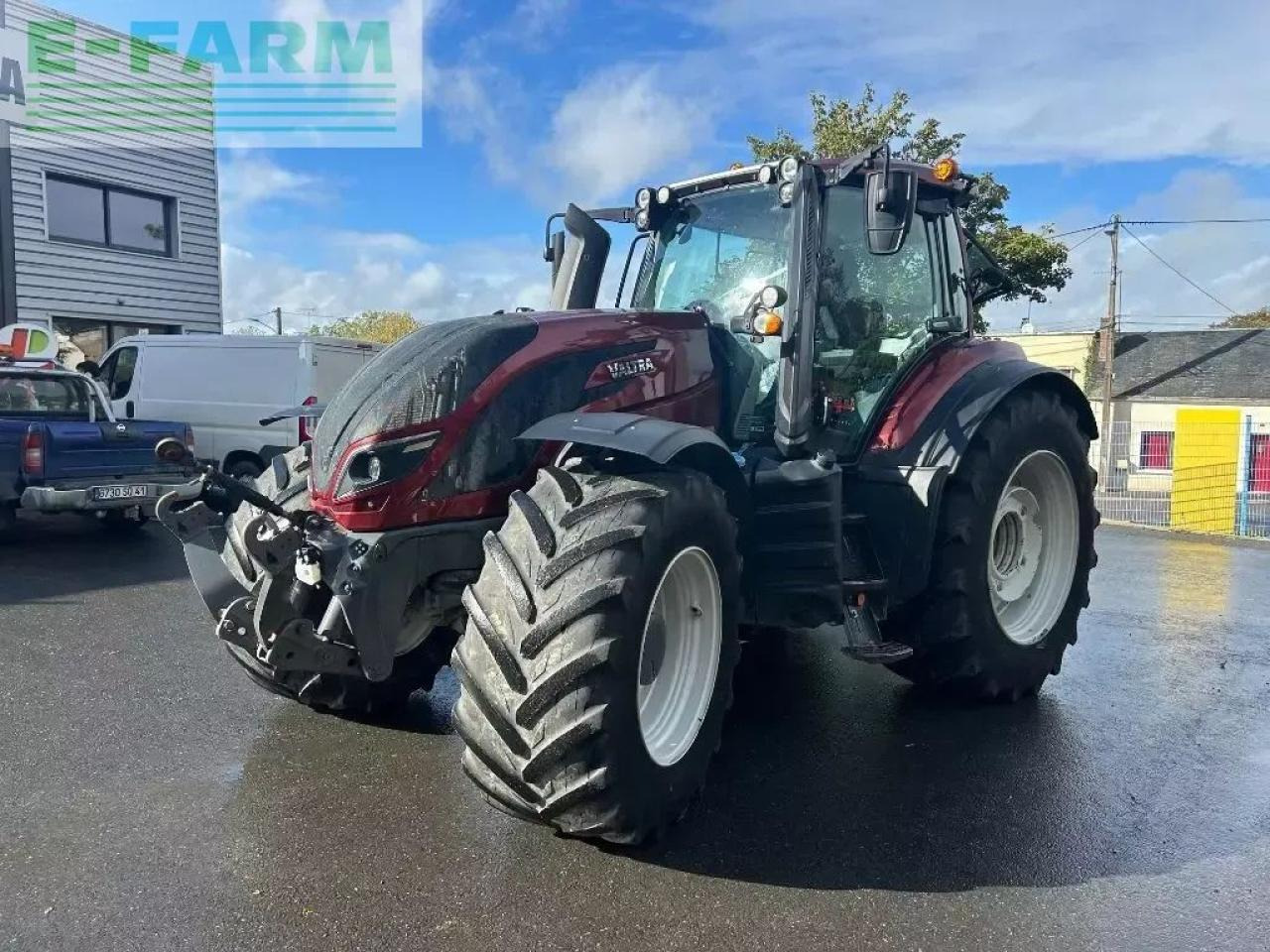 Valtra t 214 v smarttouch - Traktor: slika 1 Valtra t 214 v smarttouch - Traktor: slika 1