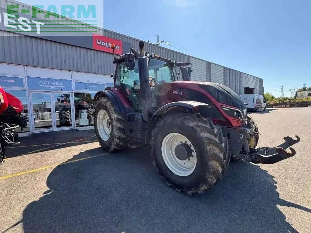 Valtra t 214d - Traktor: slika 3 Valtra t 214d - Traktor: slika 3