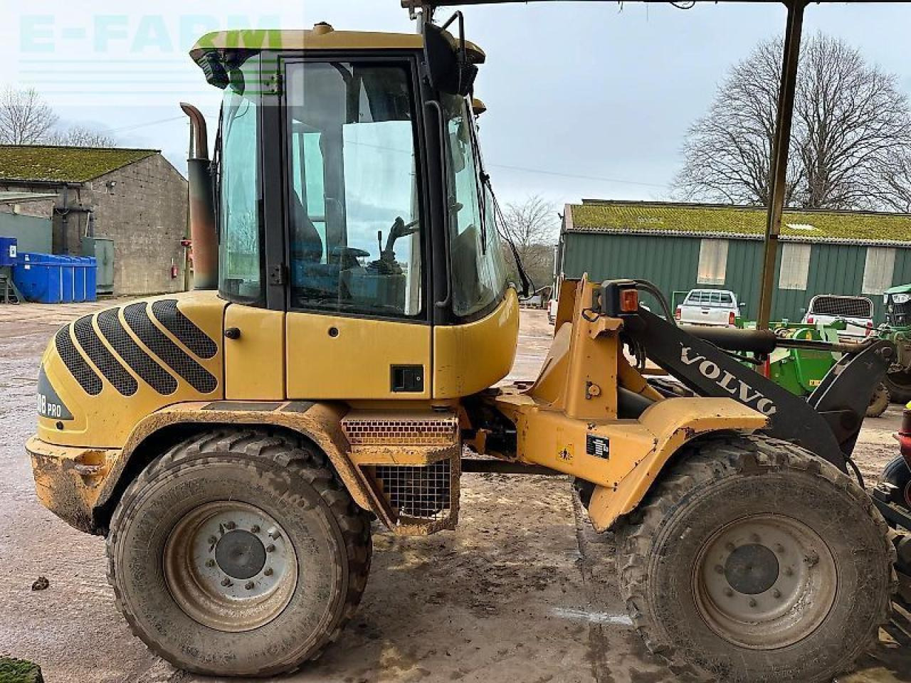 Volvo l30b - Mini bager: slika 2 Volvo l30b - Mini bager: slika 2