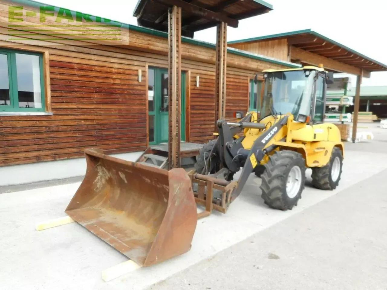 Volvo l35b-z/s ( 6.650kg ) - Mini bager: slika 2 Volvo l35b-z/s ( 6.650kg ) - Mini bager: slika 2