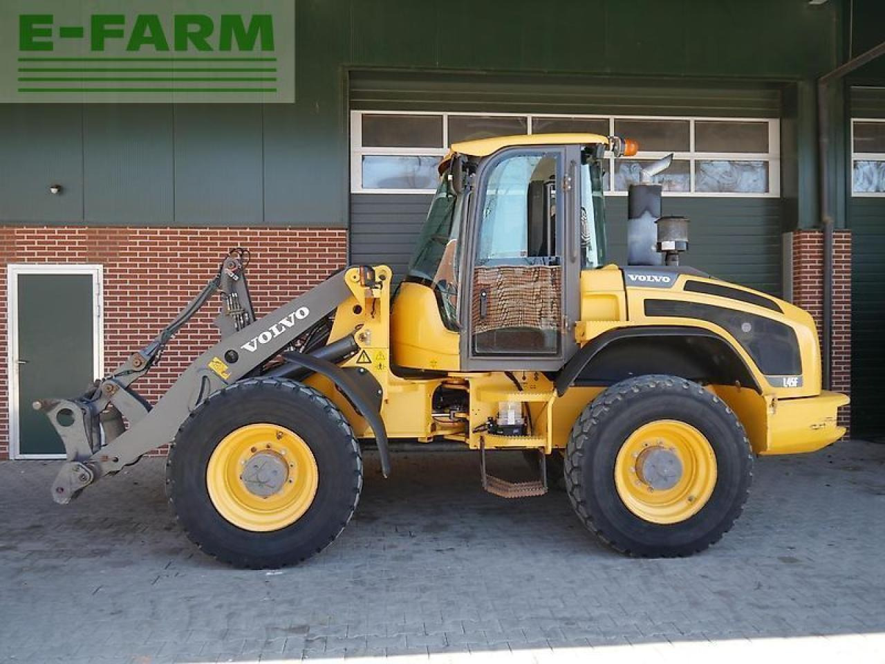 Volvo l45f - Mini bager: slika 4 Volvo l45f - Mini bager: slika 4